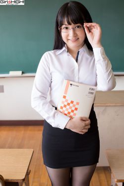 女学生小嫩嫩无遮挡